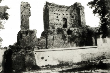 I trofei di Mario in una foto del 1870