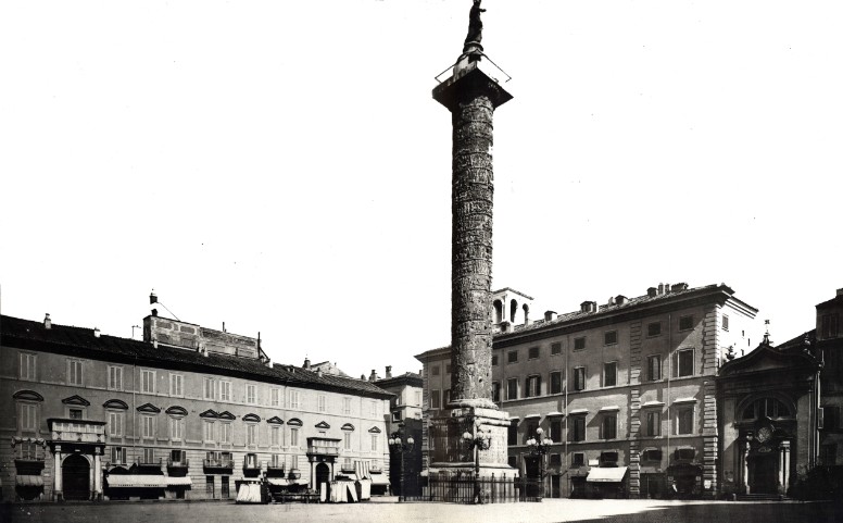 Piazza Colonna prima della demolizione di palazzo Piombino